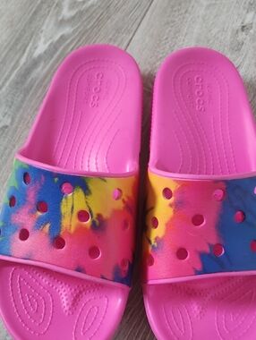 CROCS Classic Tye Dye Slides